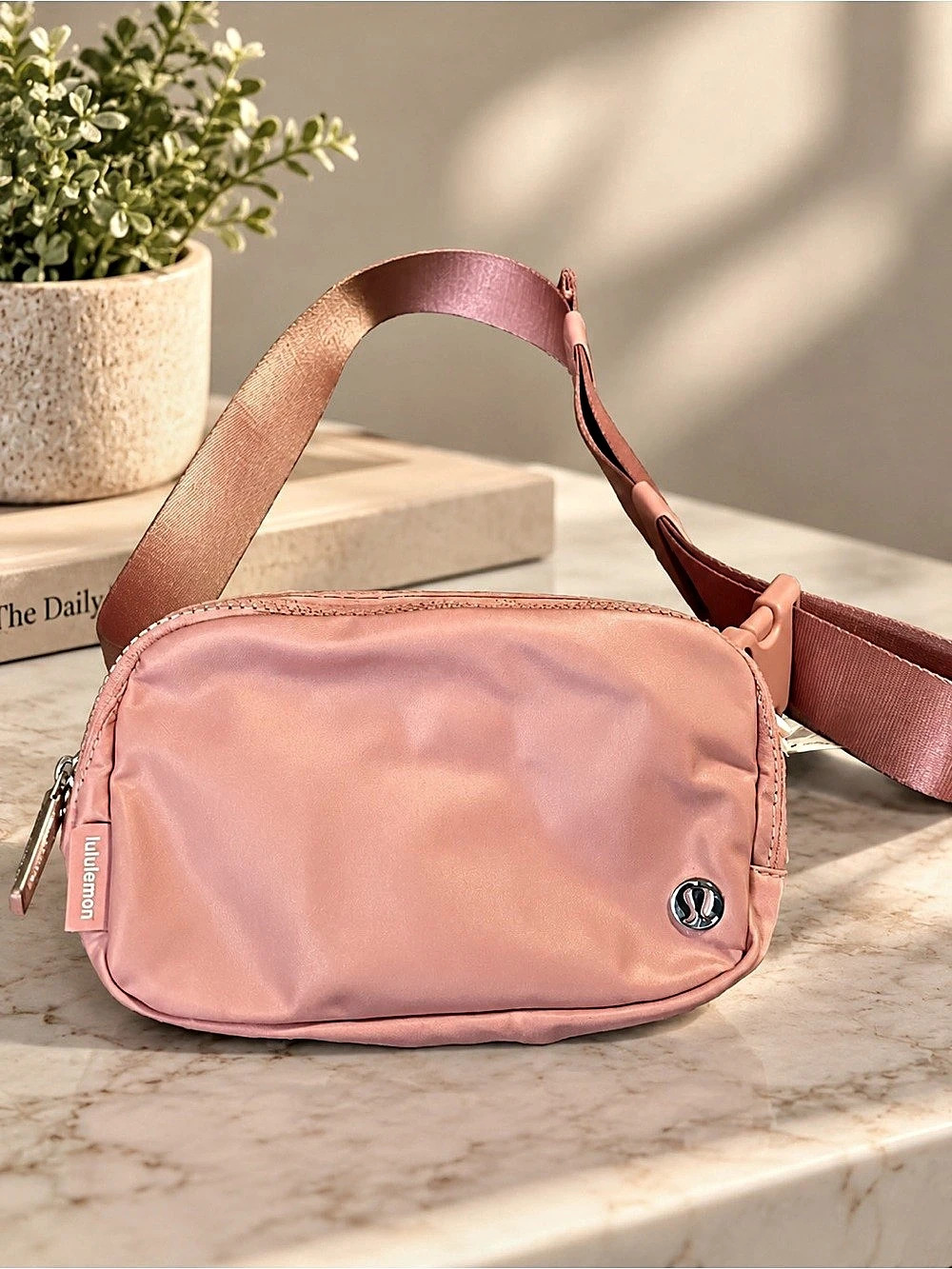 lululemon Everywhere Belt Bag 1L Pink NWT Crossbody Bag